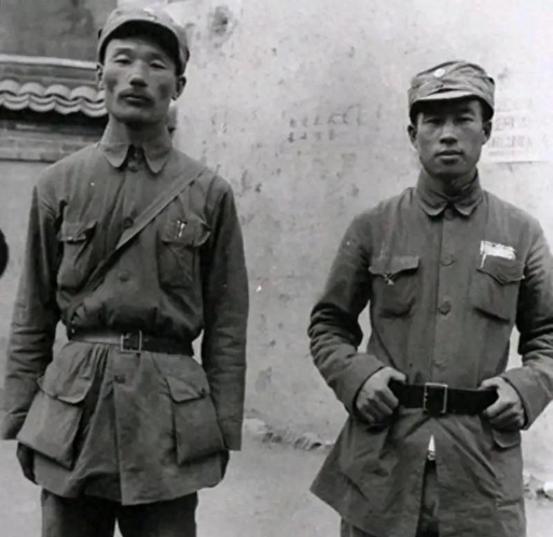 他对张宗逊有意见？向彭总多次要求调离，后调去协助周士第工作
“1955年4月的一