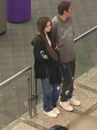 我之前说王思聪这辈子被女人玩废了，玩渣了，但是有许多人看了会抬杠，不服，有的人会
