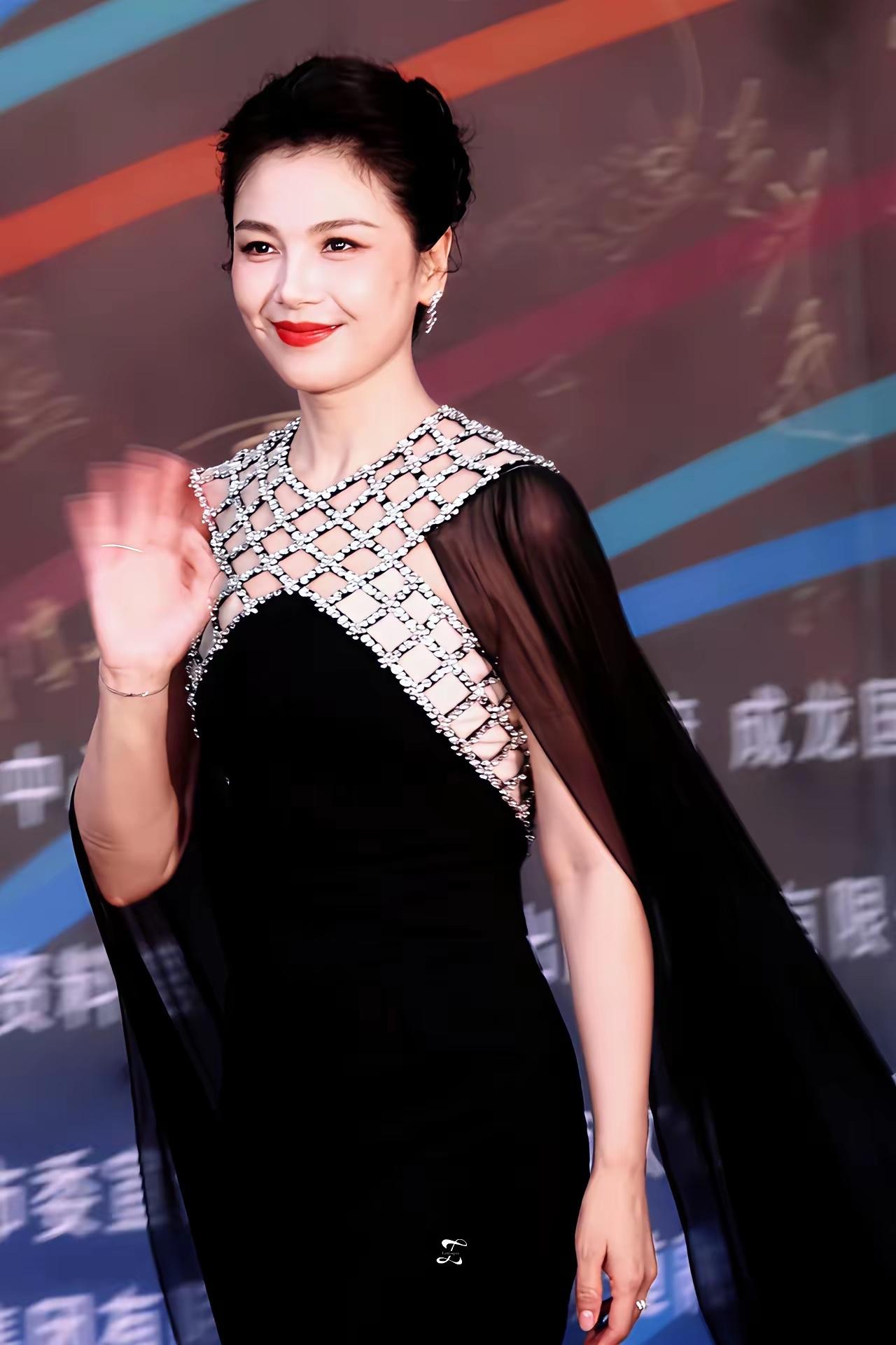 曾经的女神如今也老了，今年48岁了