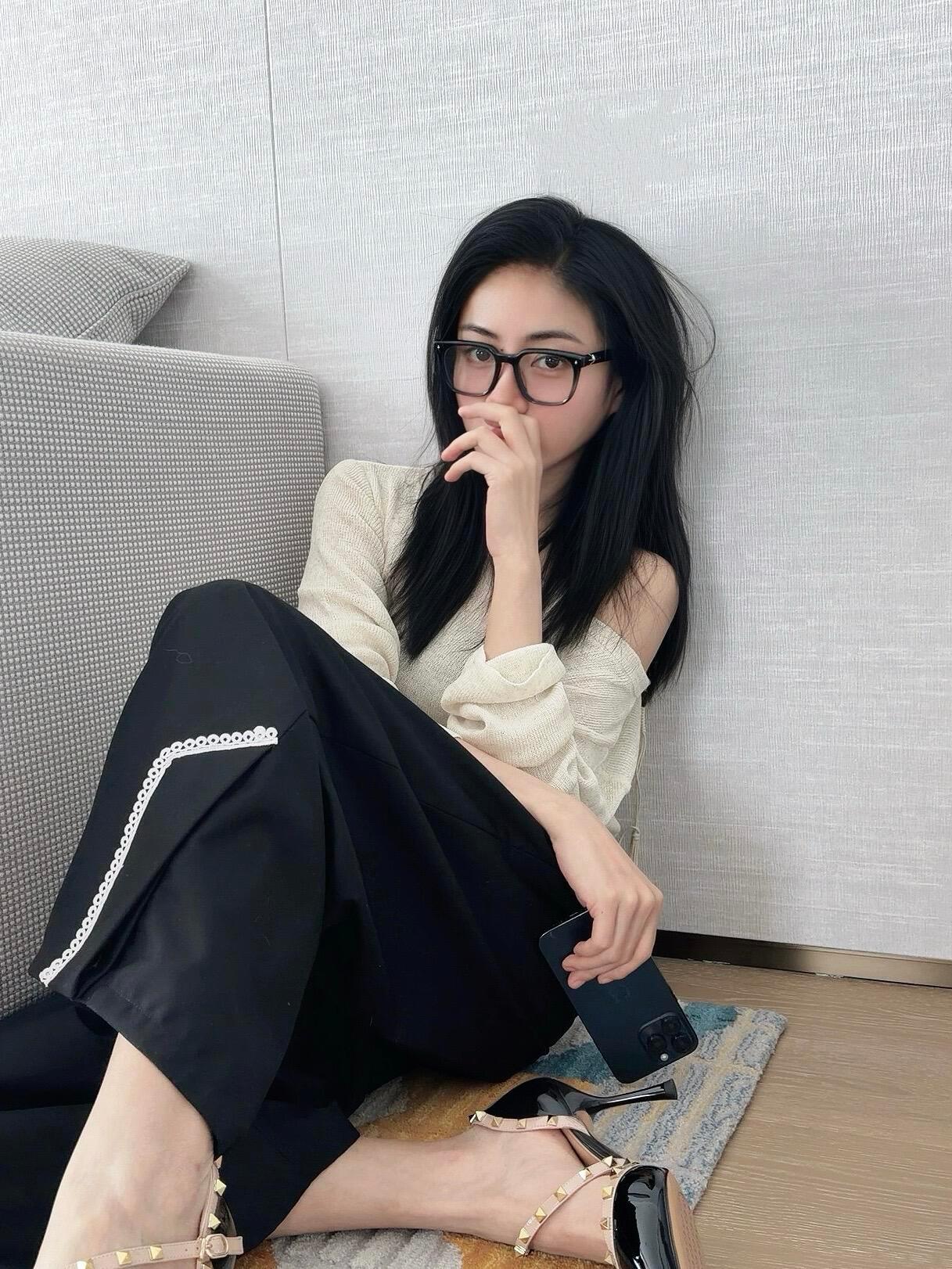  好喜欢这张🤤 