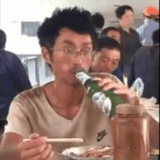 周薇爱读体育