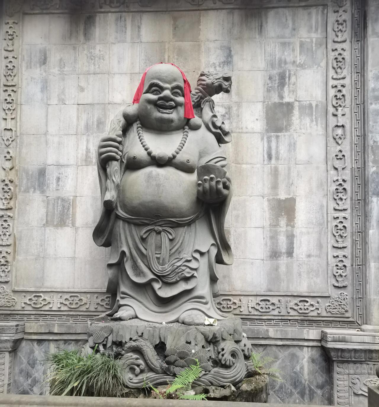 有人修道，一开始马马虎虎，不知什么时候，面貌大变，自带云淡风轻的气质，令人肃然起