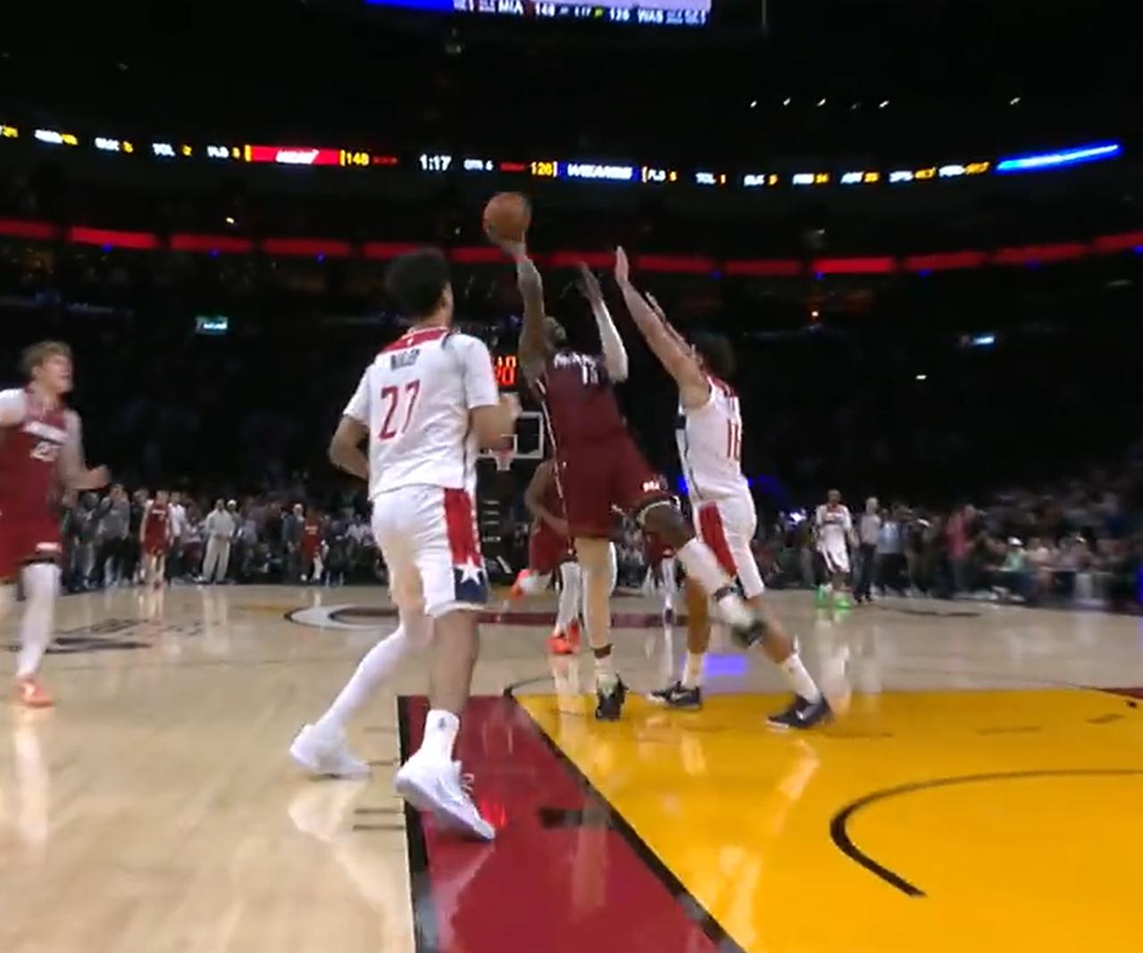 阿德巴约83分，是一场丑陋的比赛。

热火已经领先20多分了，还不替换阿德巴约下