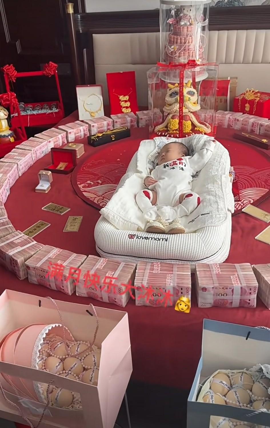 仙人的孩子满月，场面也没这阔气！这场面，不得不让人开悟:投胎的重要性！