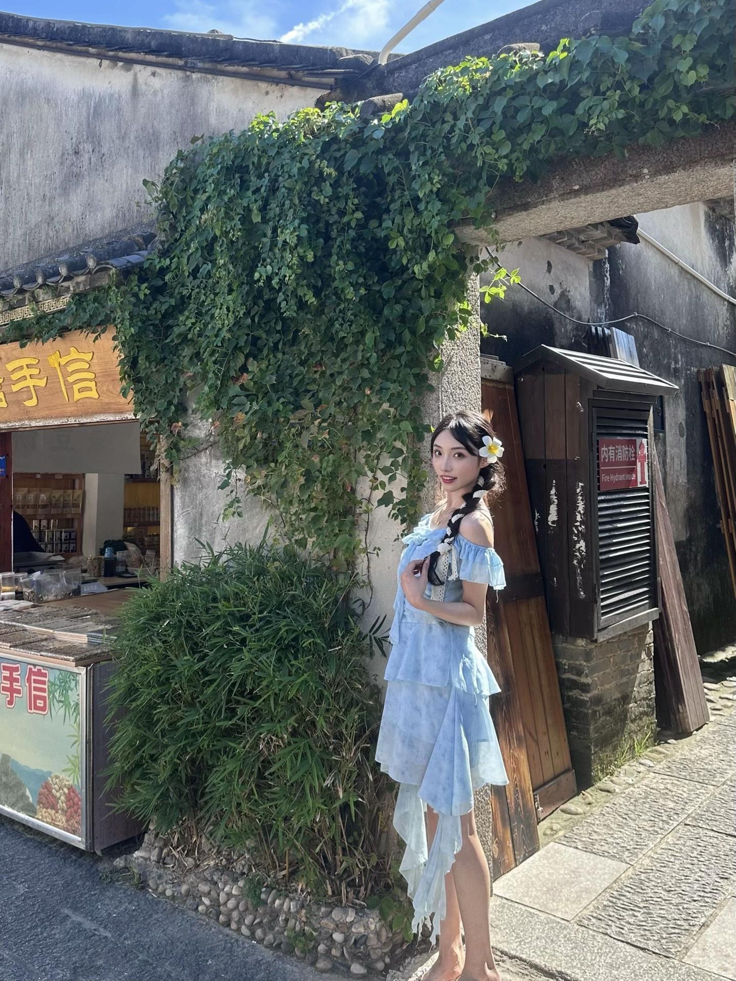 “想当甜妹 但是你说我笑起来像个鹅.”