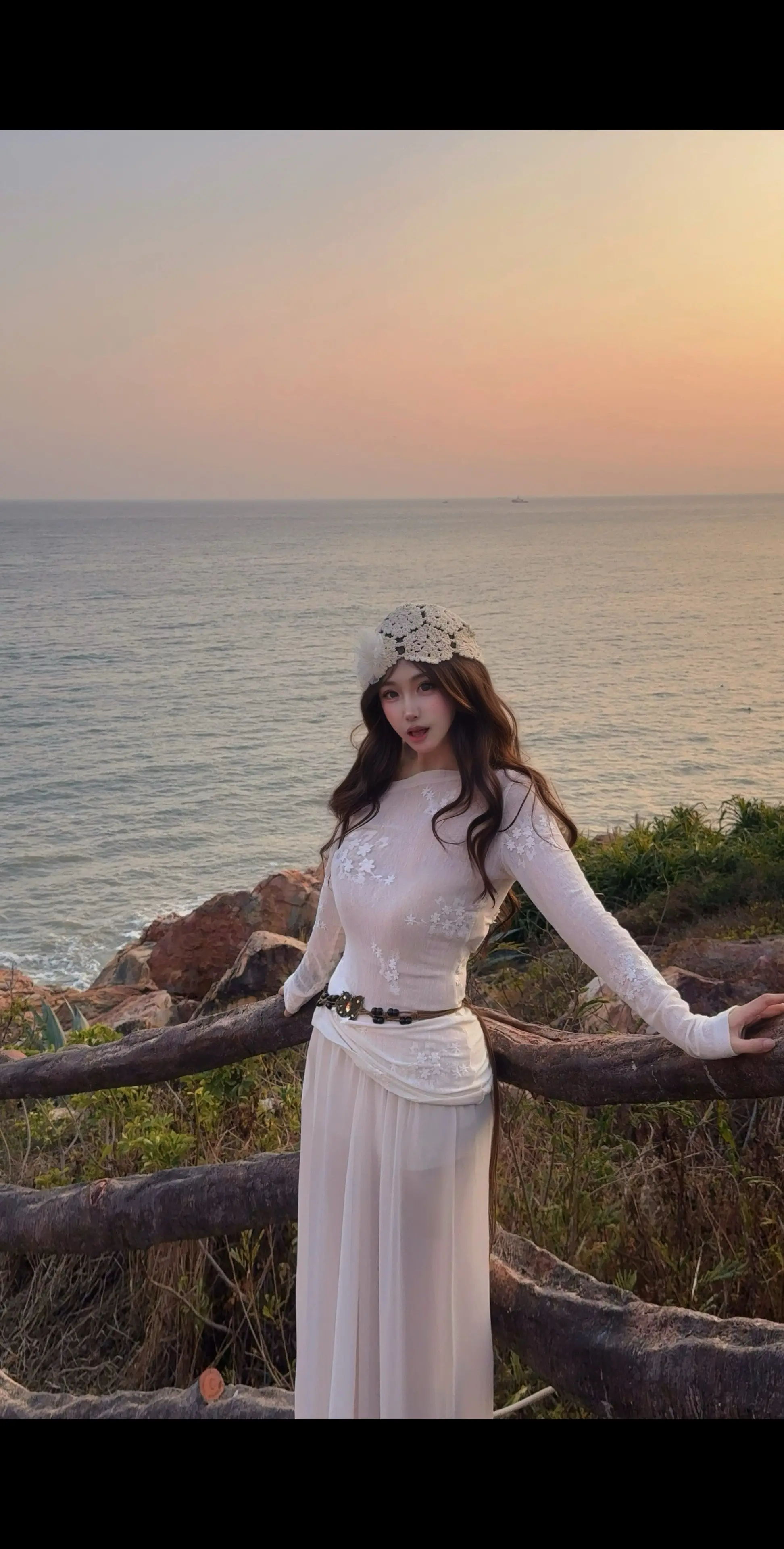 人总是痴迷一些短暂又浪漫的瞬间。就像日落 于是我驻足