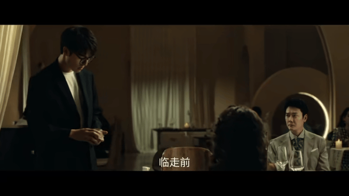 当众求婚到底算不算道德绑架 看到张佑森当着贝文祺两口子还有周媚的面单膝下跪，我真