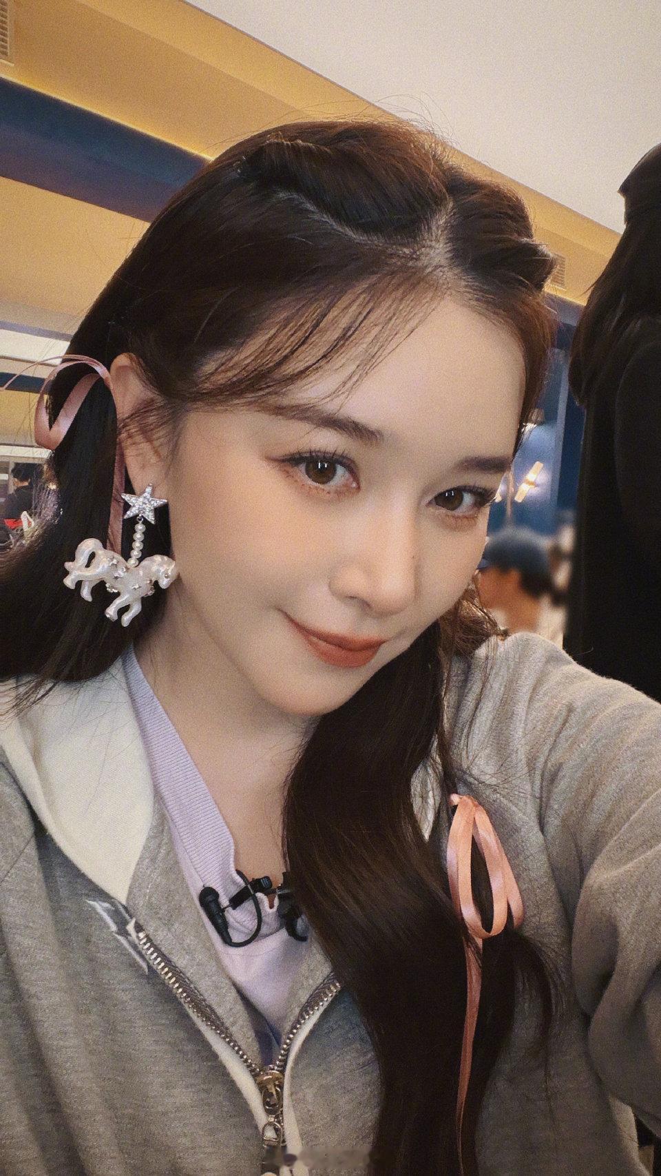 阚清子说自己胖了干啥都心酸乘风2026真的看不懂清子的胖，颜值气质依旧能打，氛围