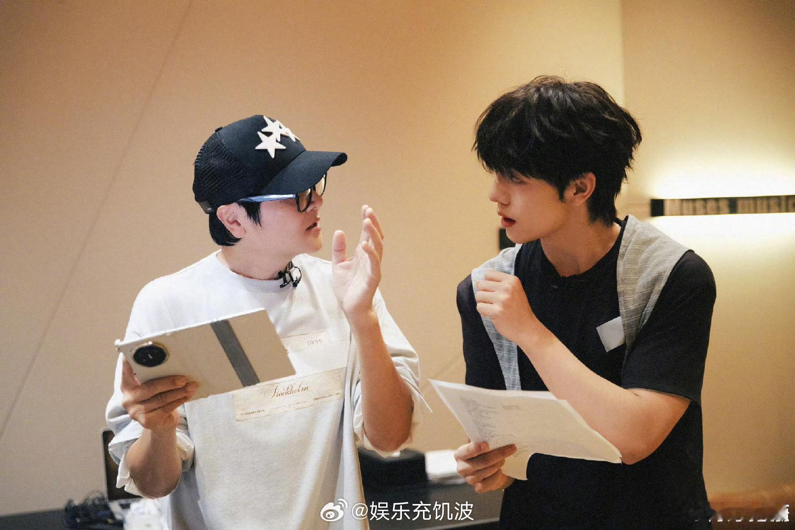 曾辉张卓尔演哪吒支持孙楠曾辉唱小哪吒给孙楠加油 趣味应援名场面，扮哪吒唱小哪吒，