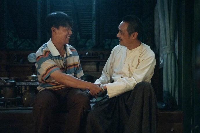 #郭麒麟边水往事片场照##郭麒麟和沈星说再见# 郭麒麟在《边水往事》中的精彩演绎