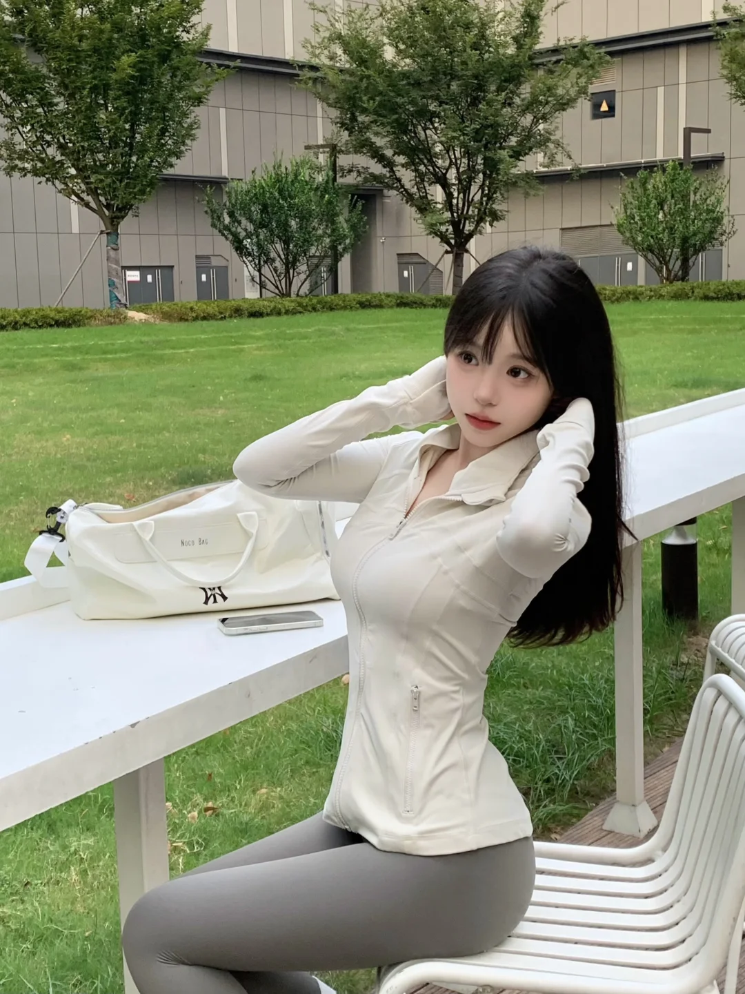 💬