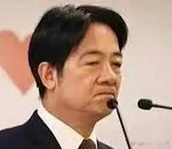 就在刚刚，

赖清德正式宣布，

1月10日，赖清德出席台湾地区2026 AI人