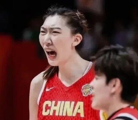 双核合砍40分难救主，中国女篮遗憾止步八强
 
八强对阵法国的较量，韩旭与杨舒予