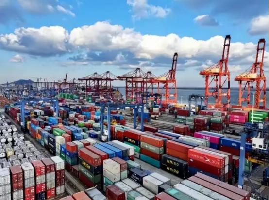 美国开始慌啦！美国把对中国的关税从145%降下来了，结果却发现中国客户没了，根本