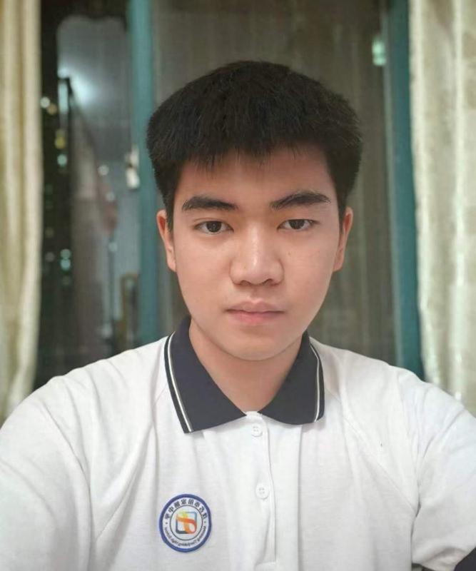 “读书就要报国！”广东茂名，一位男生查分后发现自己考了高分，而在班主任眼中，这是
