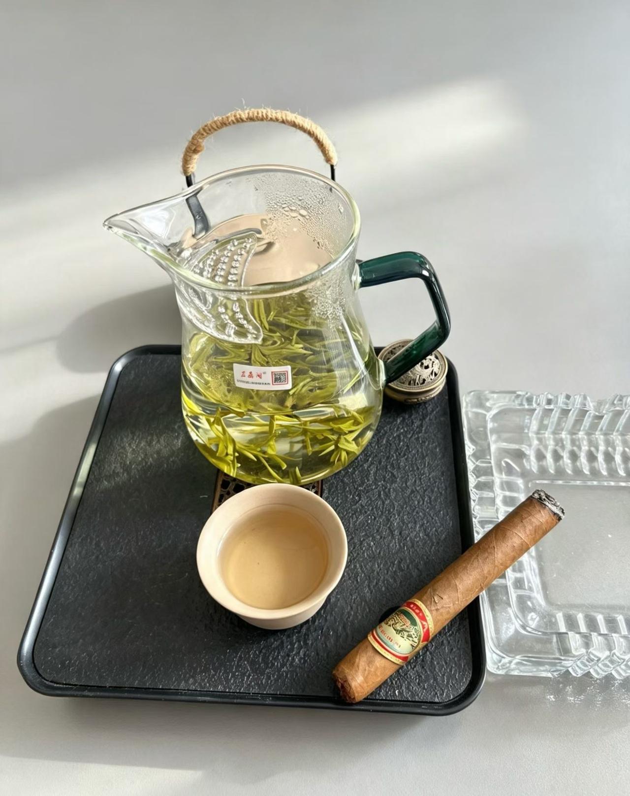 人人都怕糖尿病,那糖尿病怕什么?糖尿病最怕规律作息、均衡饮食、坚持运动与稳定情绪