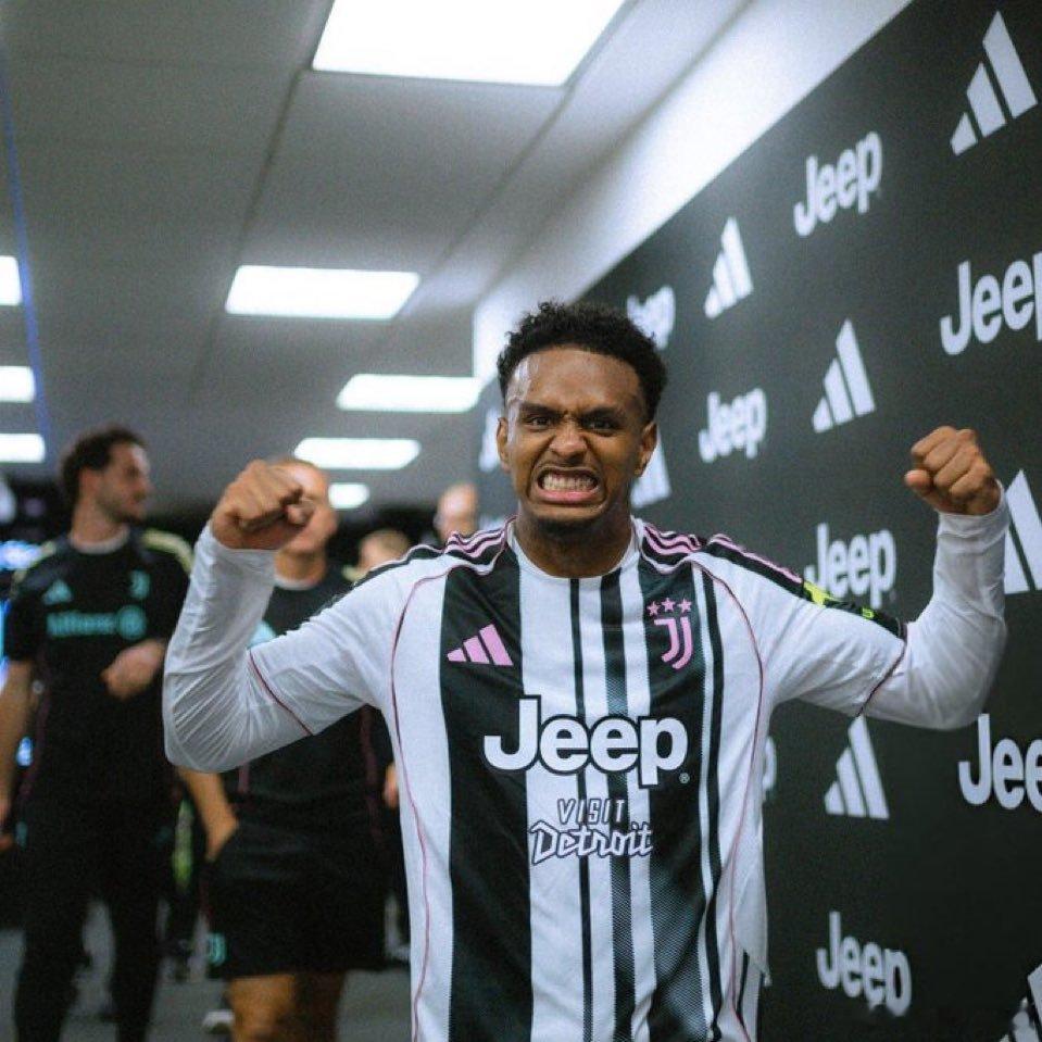 都灵体育报：明天对卡瓦尔来说是个关键的日子，他会接受球队“兽医们”的评估，并希望