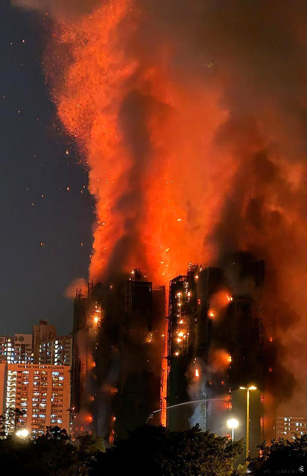 香港大火 洗黑钱4000万香港大火事件再起风波，相关线索牵出4000万洗黑钱案件