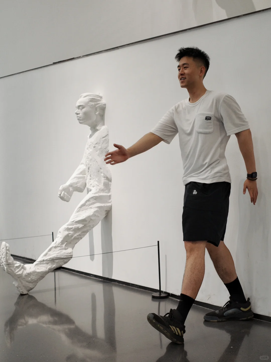 超出片的展！