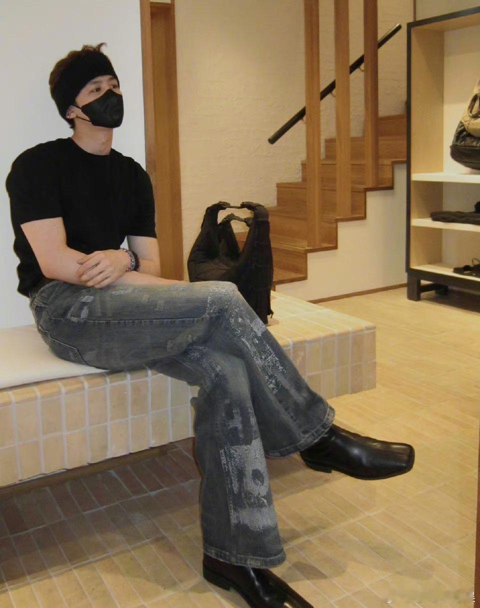 白敬亭怎么变稠了 ​​​