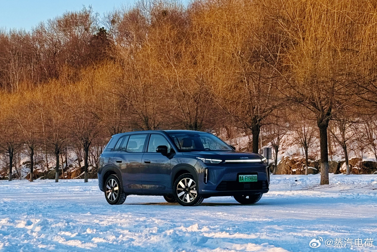 家用车的消费者，永远不嫌弃价格更低永远不嫌弃配置更高，永远喜欢性价比高的车型。3
