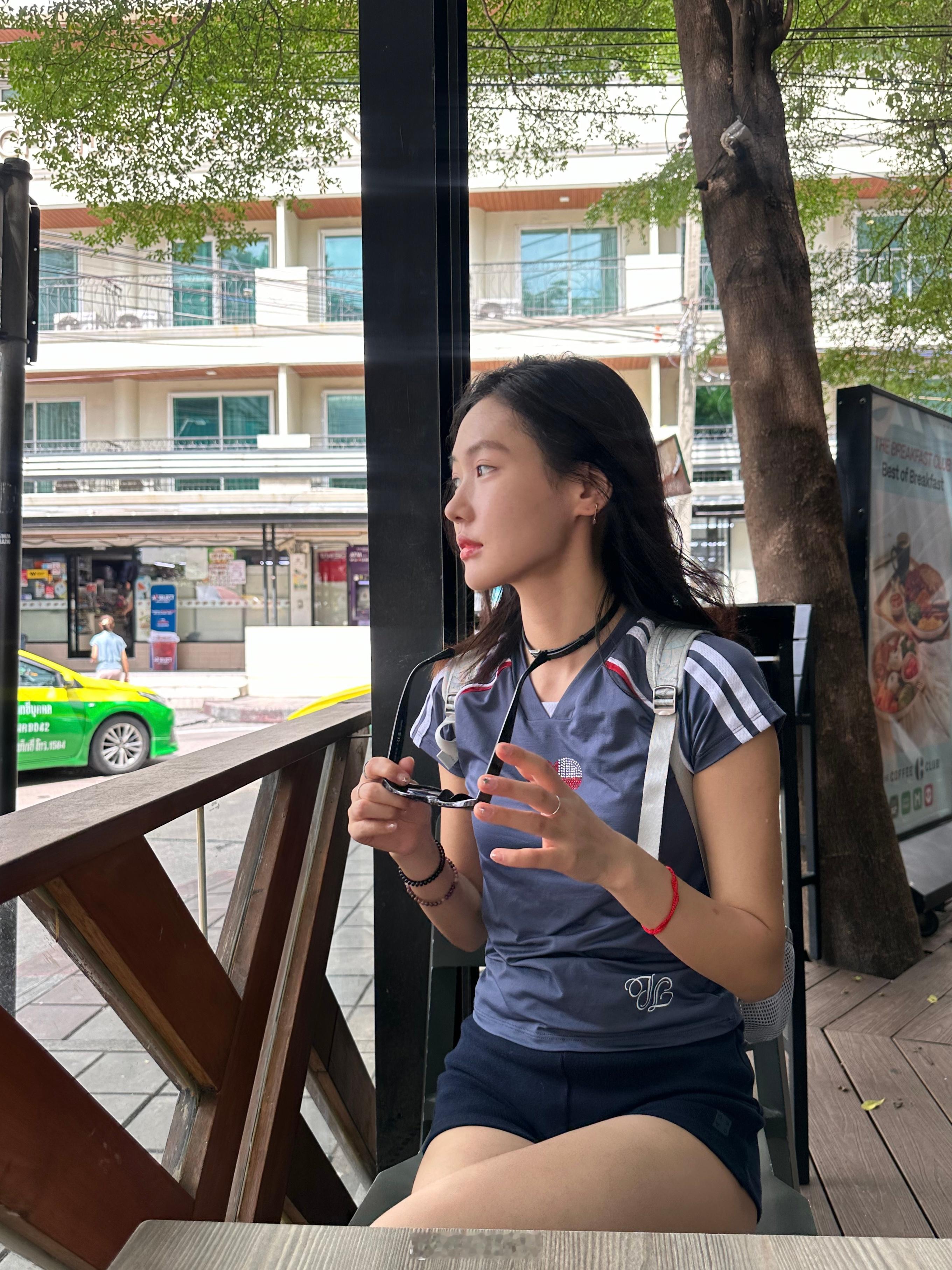 拍了很多照，拍完觉得还是应该放下手机看看世界。但还是想分享给你们。🩴#快乐昕球