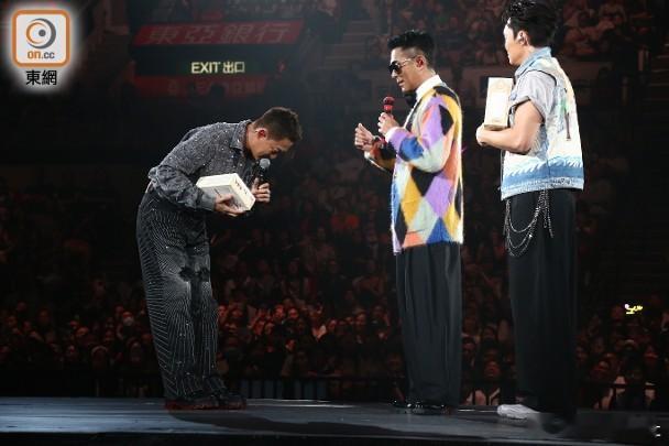 古天樂入行以來首個演唱會《MY FIRST SHOW》一連兩晚在紅館舉行，昨晚（
