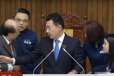 5月11日下午的最新消息，速报，全都不容错过。  7800亿军购案通过仅三天 台