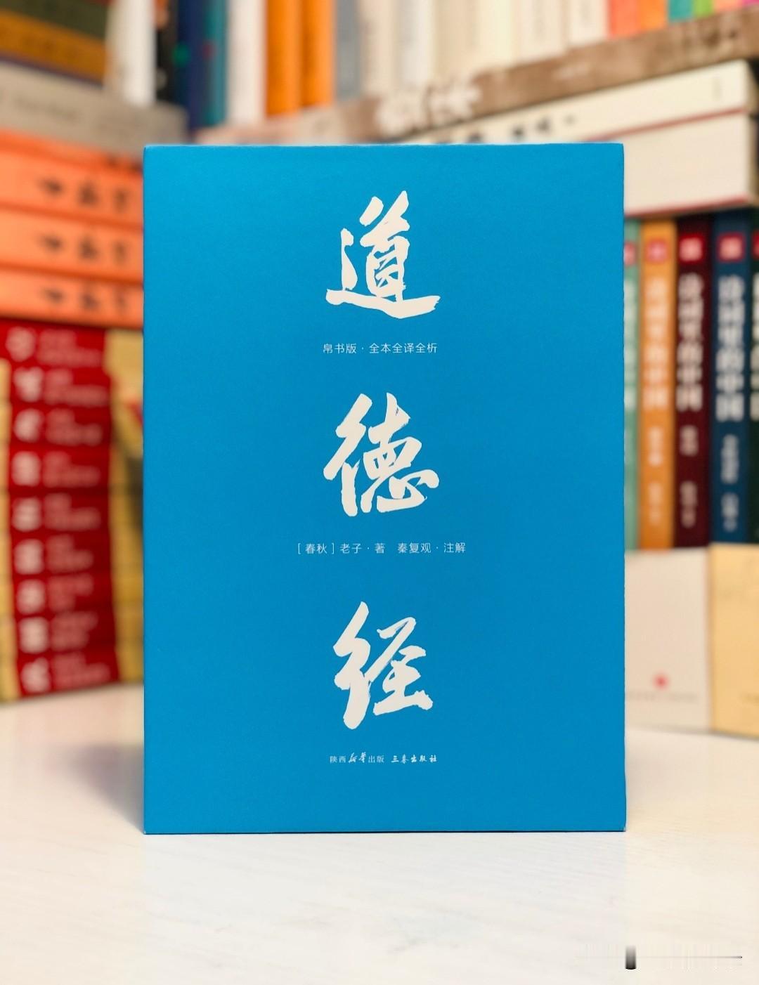 人到中年，最懂什么叫被边缘化。
曾经挤在热闹里，争着“有本事”“有出息”，怕被看