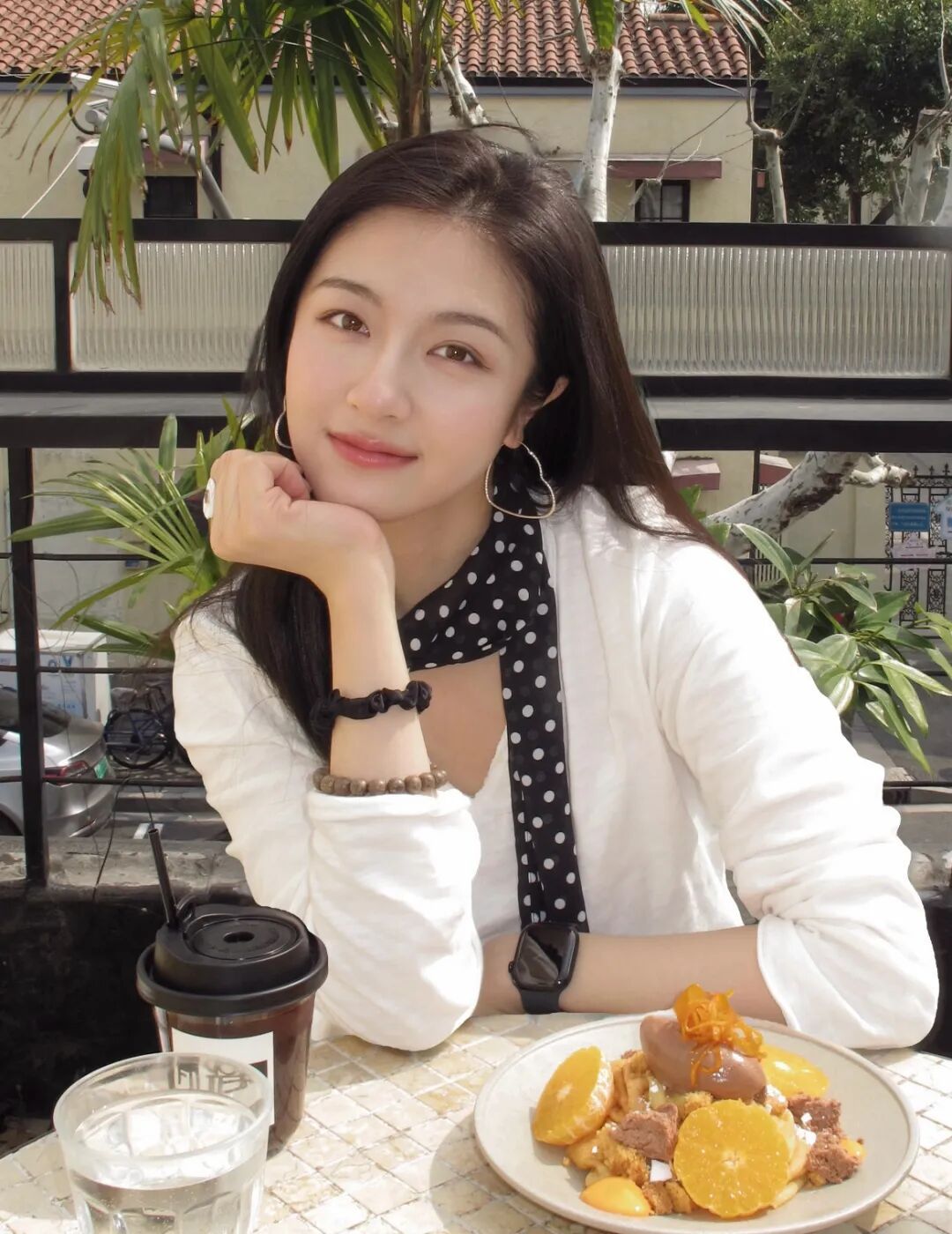李兰迪千夜奇谭再接触她，男主已经定了张康乐了，她现在接戏不太提太多要求了 