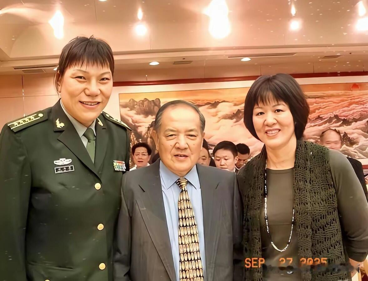 郑海霞，郎平这些运动员老了之后还是那么有气质，她们保养的不错，气质也好，就是不知