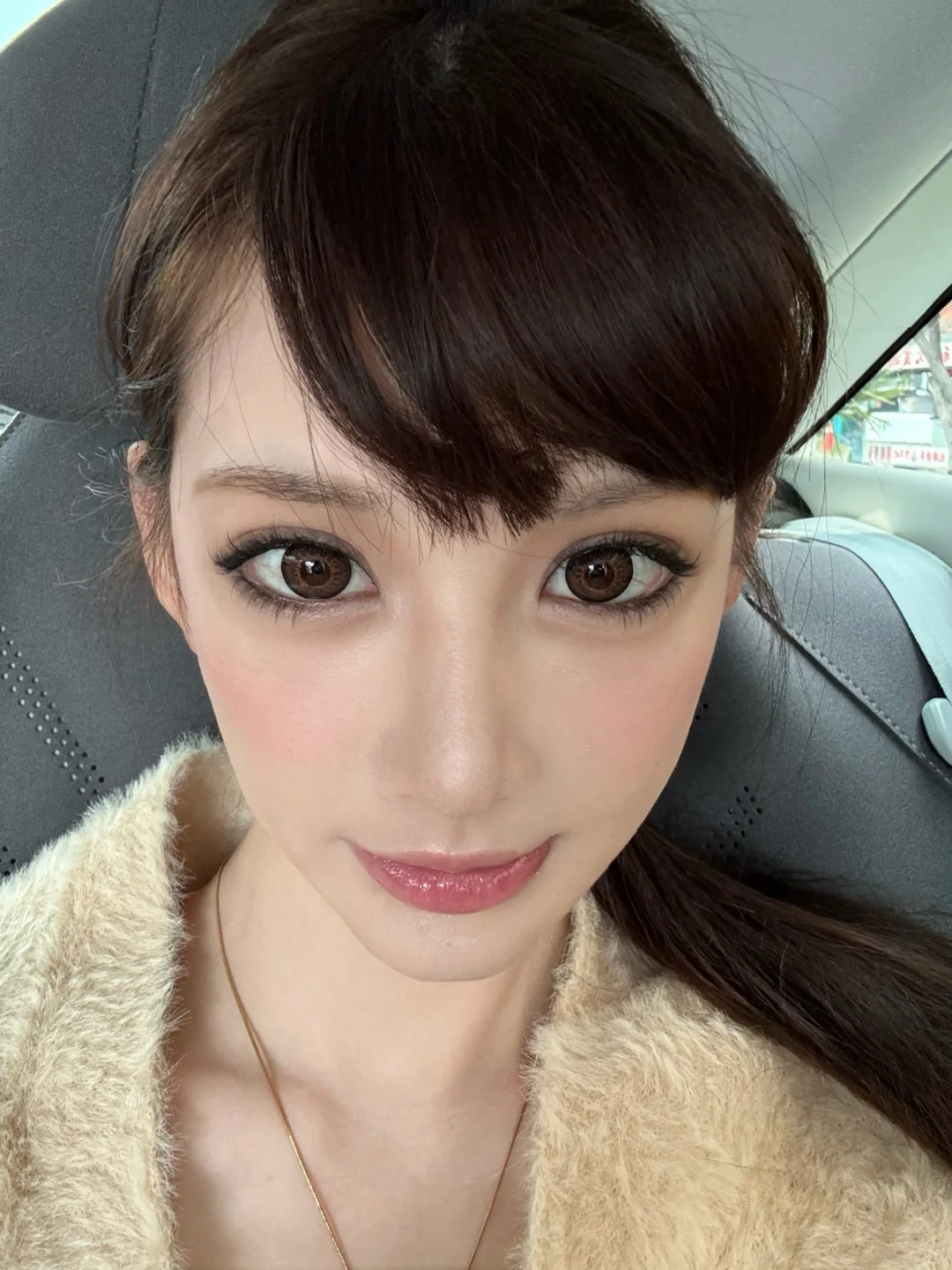 朋友说我自拍一言难尽，下次不许拍了