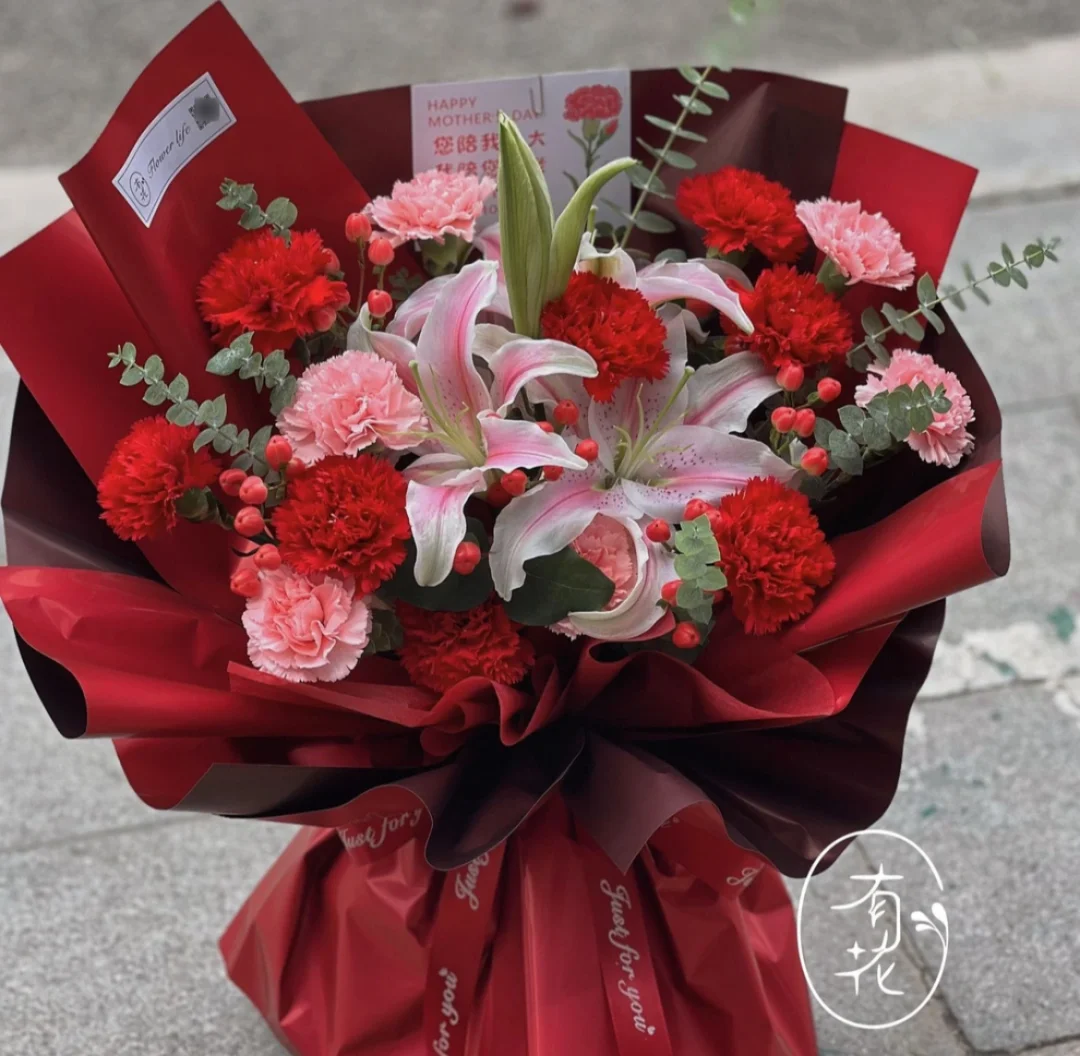 康乃馨百合花束