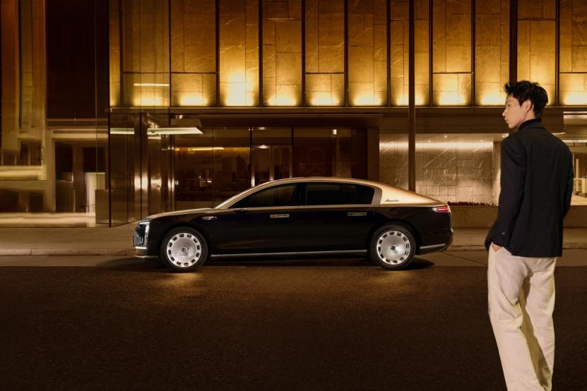 开创独特价值叙事，尊界S800的破局之道
根据杰兰路研究报告，传统豪华品牌依靠资