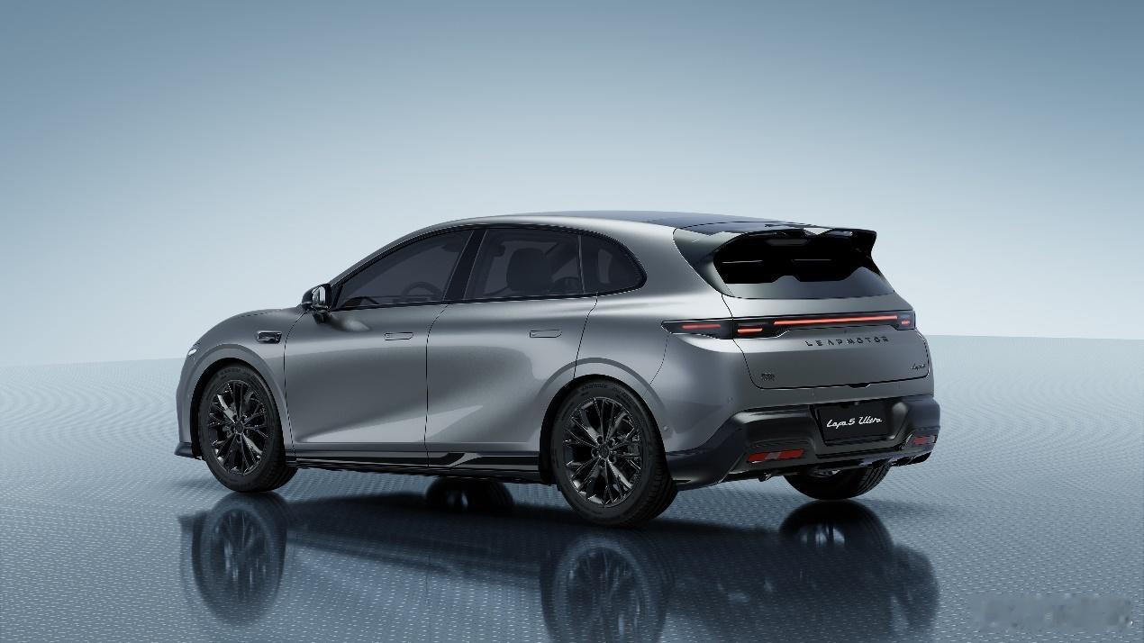上市限时11.88万元起，零跑Lafa5 Ultra重新定义满配轿跑2026年4
