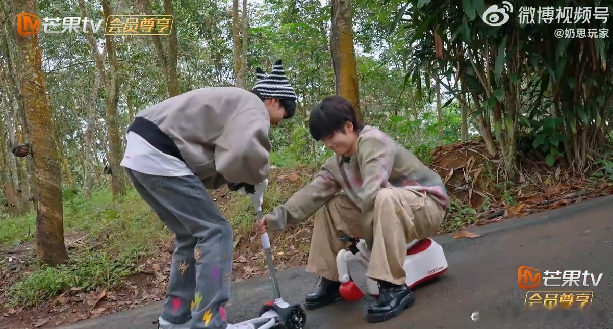 蘑菇屋熟人局秒了欢迎来到蘑菇屋蘑菇屋的熟人局让我发现，真实的自我才是最吸引人的。