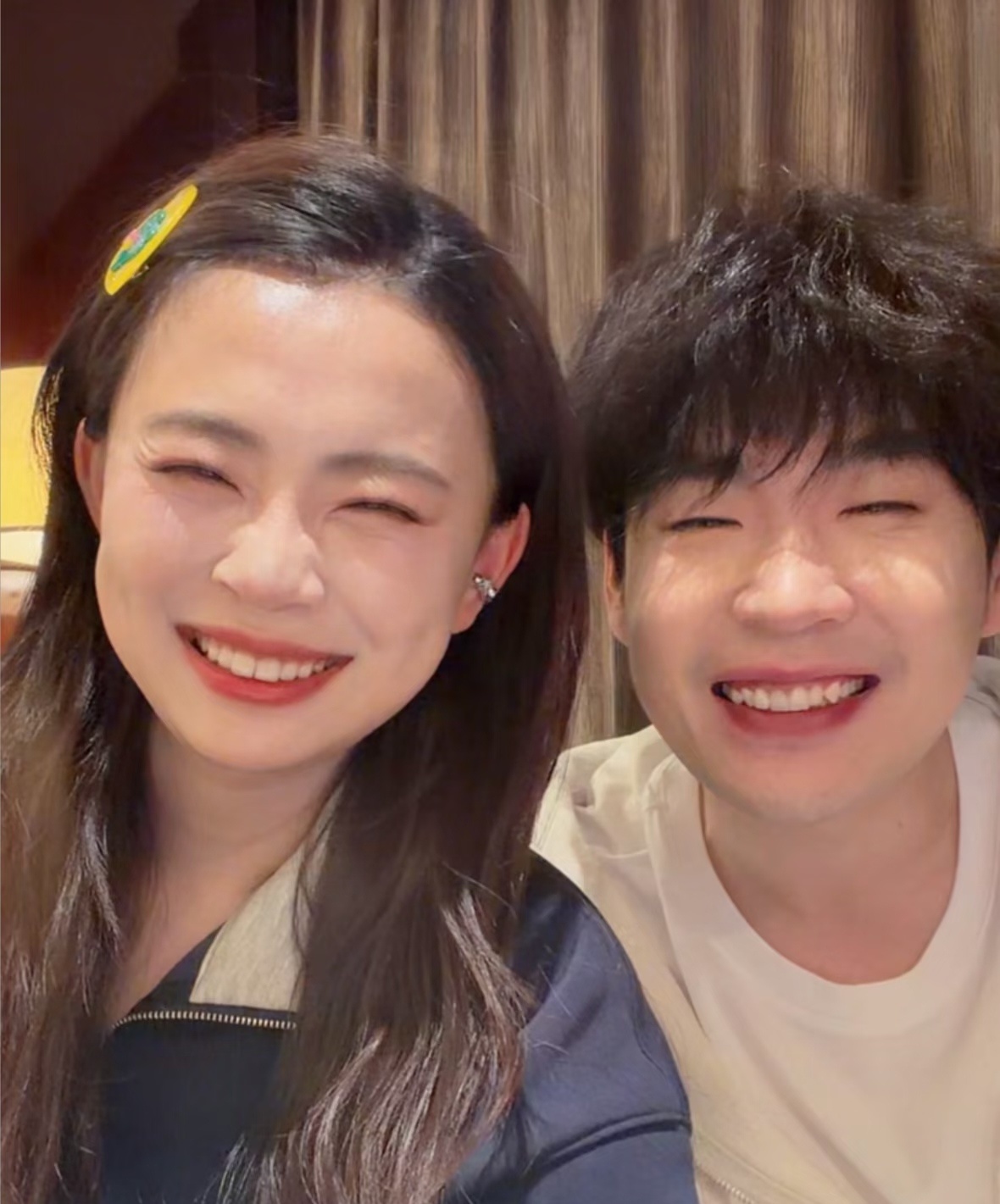 王男王广对抗路来的吧 王男王广这对欢喜姐弟日常互怼拉扯，见招拆招谁也不让谁，妥妥