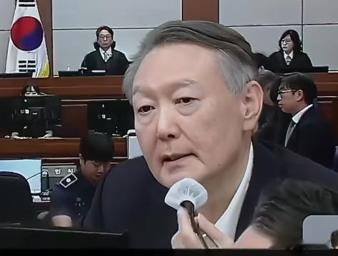 尹锡悦因“平壤无人机行动”一审被判30年，法院认定蓄意挑衅朝鲜以制造戒严借口
