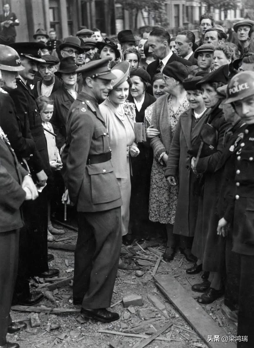 1940年9月11日——就在德国空军对伦敦发起全面轰炸攻势仅仅数日之后——乔治六