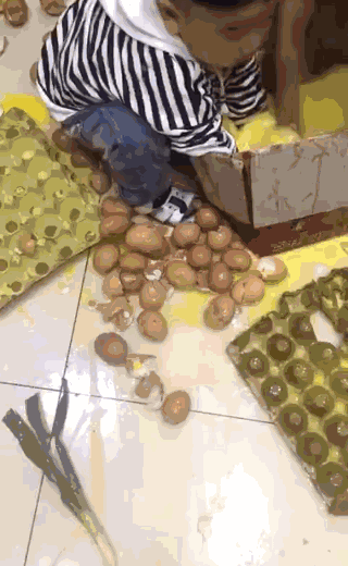 哈哈哈没有什么是打一顿解决不了的 ​​​