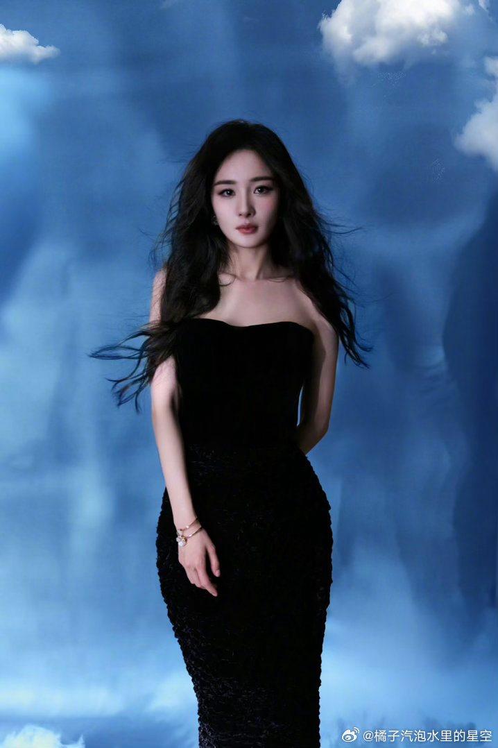 杨幂  🦊杨幂misssixty全球品牌代言人 我是一个多么不懂事多么不会说好