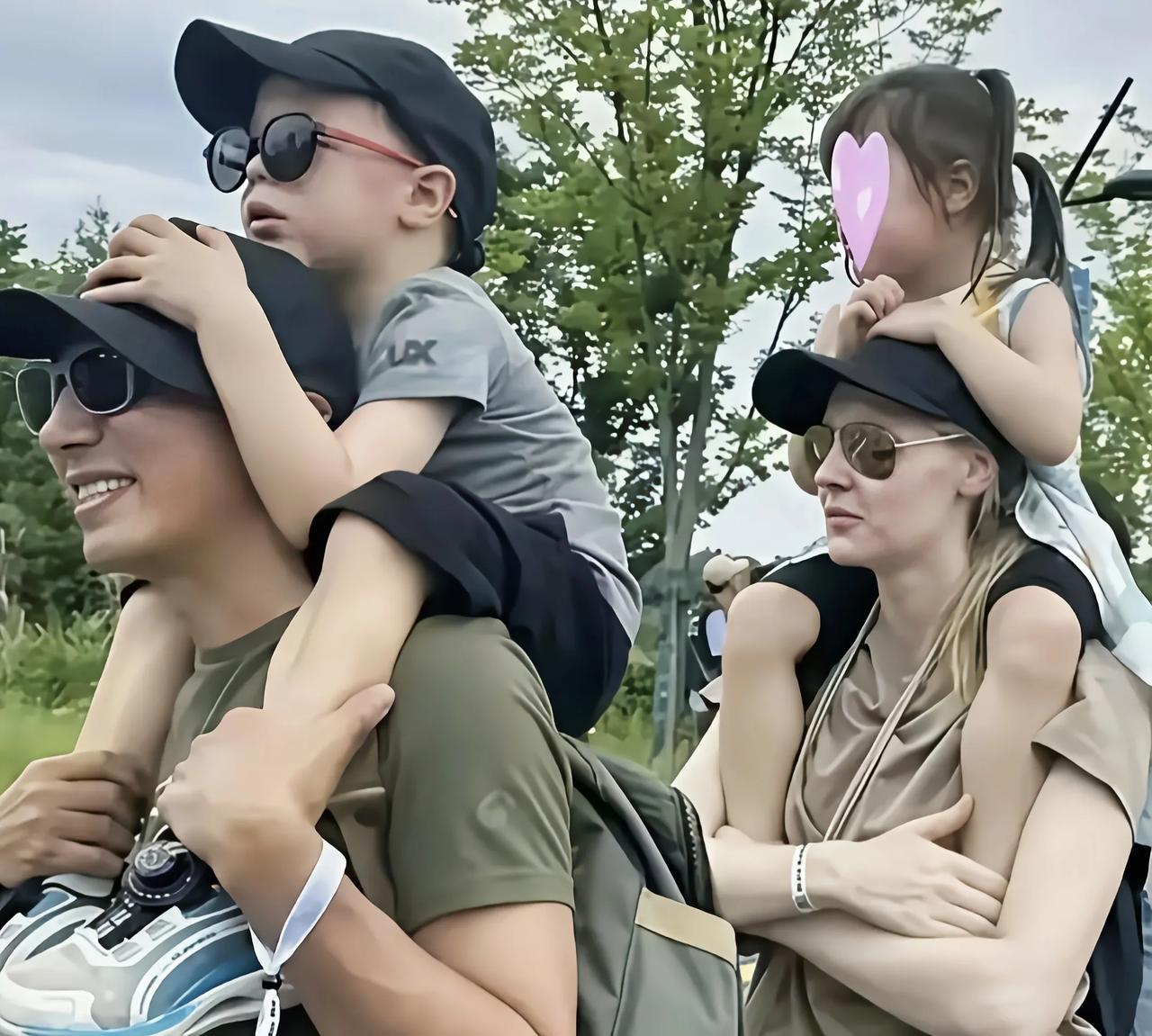 基因是个好东西，撒贝宁两个孩子，不但聪明可爱还颜值高


刷到撒贝宁一家四口的照