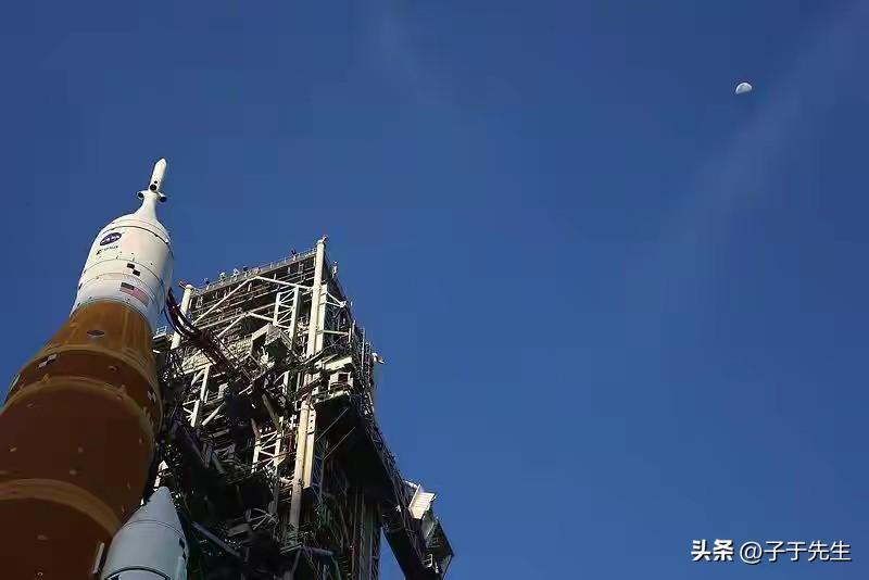 仓促绕月难挽霸权颓势，美国登月已是空中楼阁！
 
今日，美国仓促启动载人绕月任务