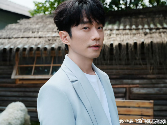 张栋梁又杀回湖南卫视了 他的低音太绝了！和李佳薇的高音形成完美呼应，《如燕》被演