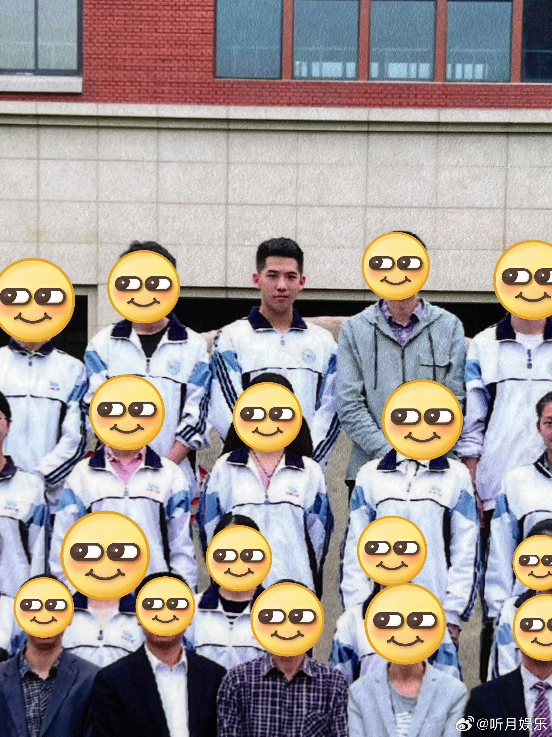 王安宇高中毕业照 考古到王安宇高中毕业照📷那个时候好青涩好嫩啊，果然帅哥都是从