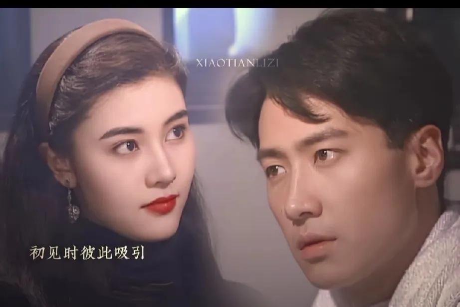 这么美了，港媒还说不上镜
不上镜的意思是现实中更漂亮
不敢想象的美丽
我觉得李嘉