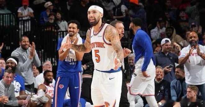 *今日，NBA赛场可谓是“疯狂且充满惊喜”的一天！今天共进行了多达14场比赛，几