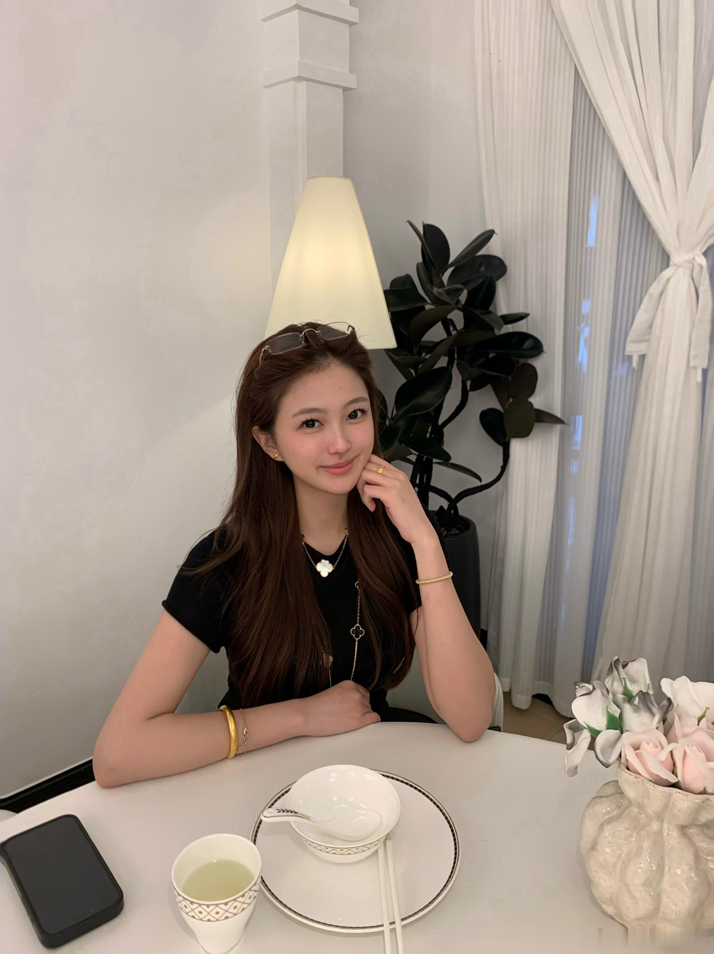 赚点钱全喝肚子里了 