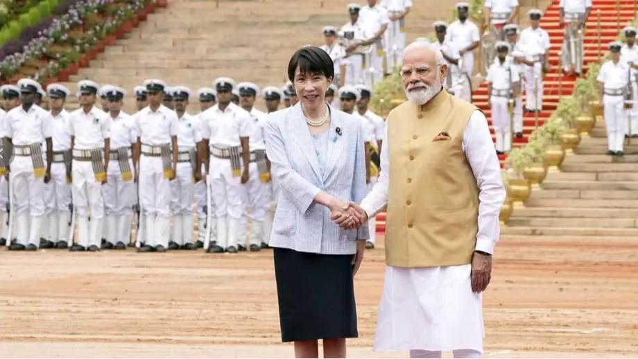 国际各界对印日“兄妹外交”的看法:
 
本次事件背景：2026年7月日本首相高市