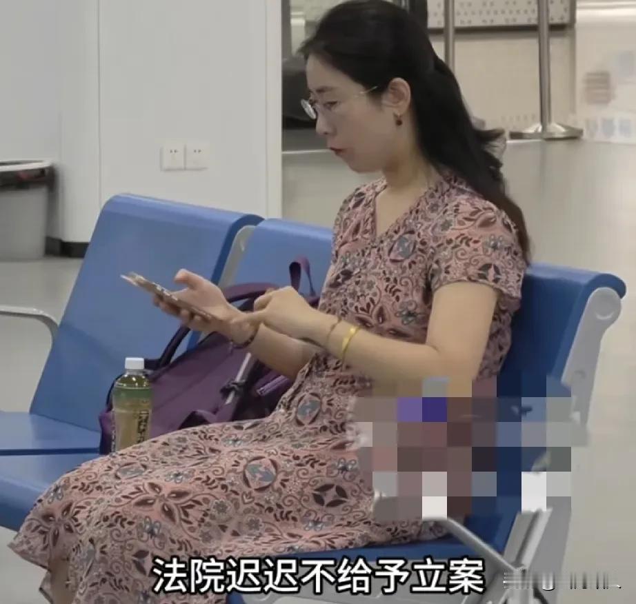 全面反击！朱女士祭出实质性大招，转战无锡立案，不再被动隐忍。

 
万众关注的婚